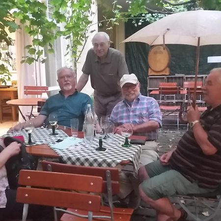 Familienfreundliche Apartments Am Park Вюрцбург Екстериор снимка