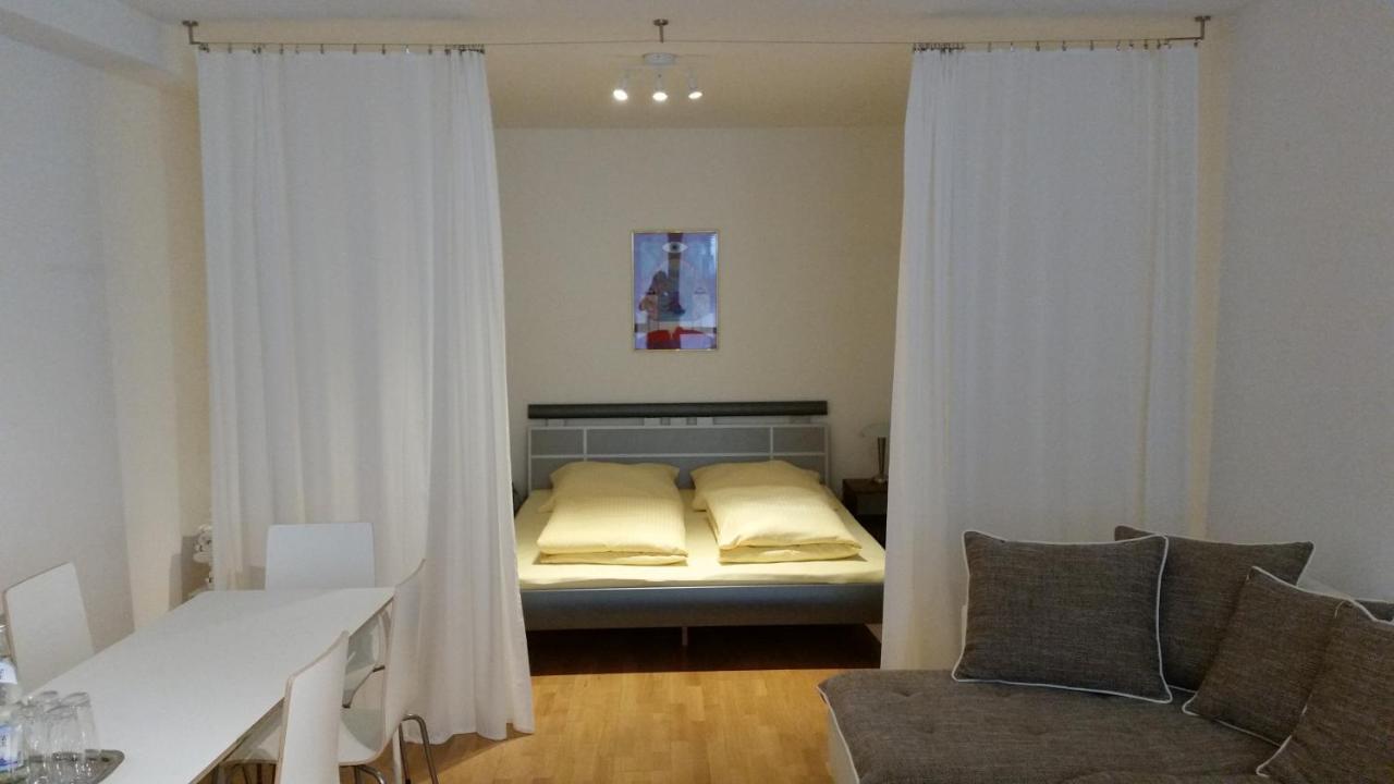 Familienfreundliche Apartments Am Park Вюрцбург Екстериор снимка